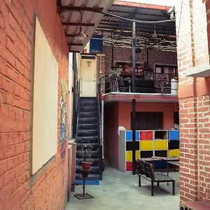 Happy Donkey Hostel Κατμαντού